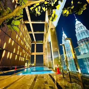  Apartamento Tropicana The Residences Klcc Cozeestay